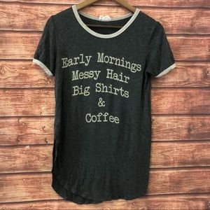 French Pastry Messy Hair Gray T-Shirt